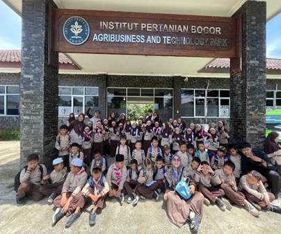 KUNJUNGAN EDUKATIF SISWA SDIT BCM KE AGRIBUSINESS TECHOLOGY PARK (ATP) INSTITUT PERTANIAN BOGOR (IPB)