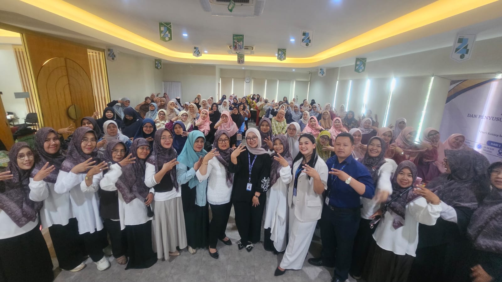 PKG PAUD Kecamatan Ciomas Gelar Pelatihan Pembelajaran Mendalam Dan Penyusunan Kurikulum Untuk Guru PAUD Se-Ciomas 