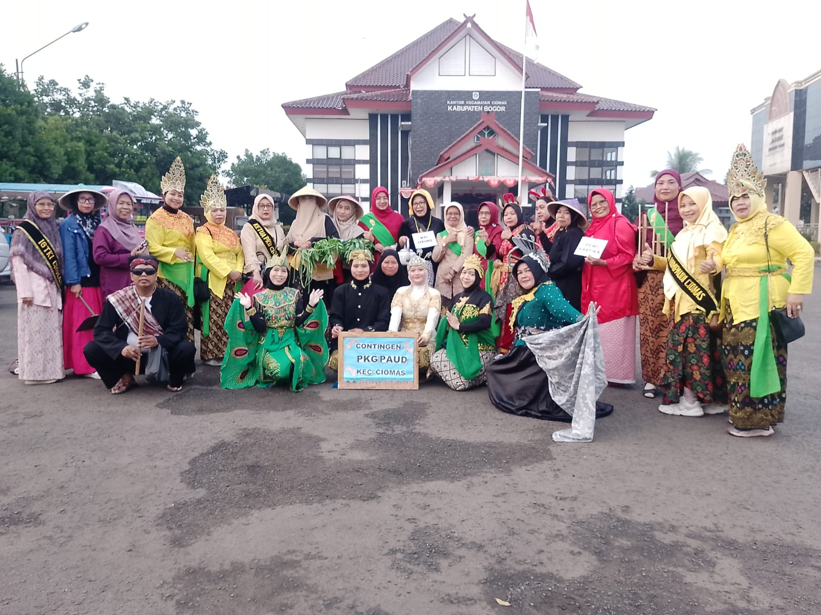 PKG PAUD Kecamatan Ciomas Tampil Gemilang Di Festival Budaya Sunda PKG PAUD Se-Kabupaten Bogor 2026 